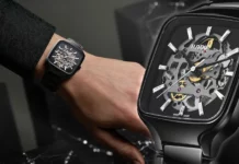 นาฬิกา Rado True Square Skeleton ตัวเรือนไฮเทคเซรามิกสีดำประดับเพชรบาเก็ต