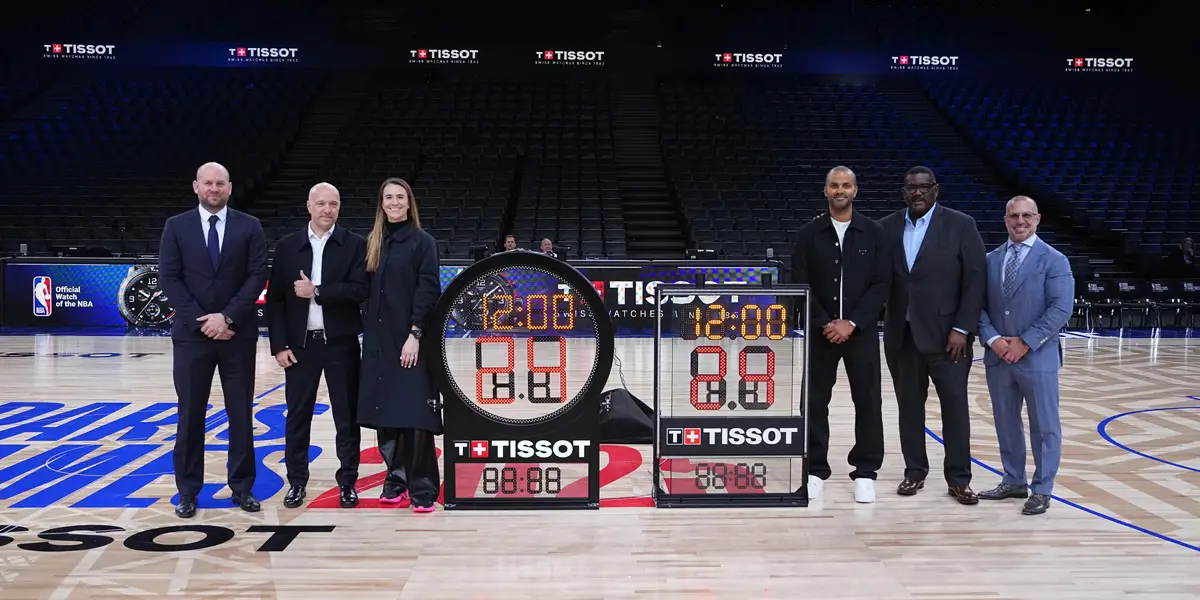 ภาพ Sylvain Dolla CEO Tissot x NBA ร่วมกับ Tony Parker ในงานเปิดตัว NBA Shot Clock ใหม่