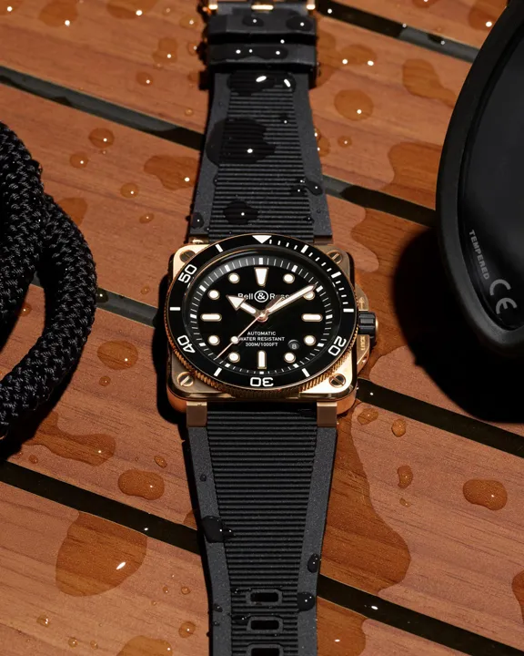 Bell & Ross BR-03 Diver Black Bronze เพิ่มทางเลือกใหม่ของวัสดุตัวเรือน นาฬิกา Bell & Ross BR-03 Diver Black Bronze ตัวเรือนสีทองแดงหน้าปัดสีดำแล็คเกอร์