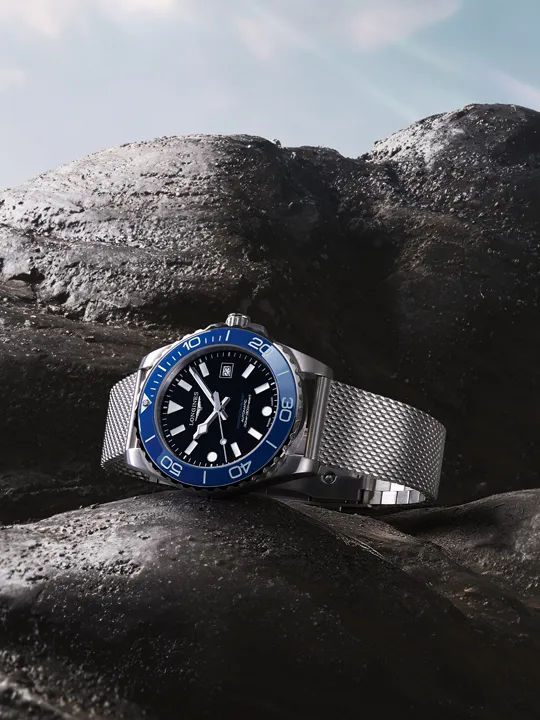 นาฬิกา Longines HydroConquest 2026 หน้าปัด Iced Blue และสาย Milanese Steel
