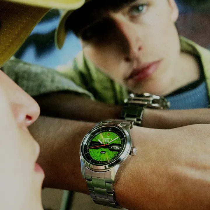 นาฬิกา Seiko 5 Sports HUF Limited Edition SRPM09K หน้าปัดโปร่งแสงสีเขียว