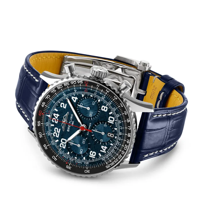 Breitling Navitimer B02 Cosmonaute Artemis II หน้าปัดอุกกาบาตสีน้ำเงิน