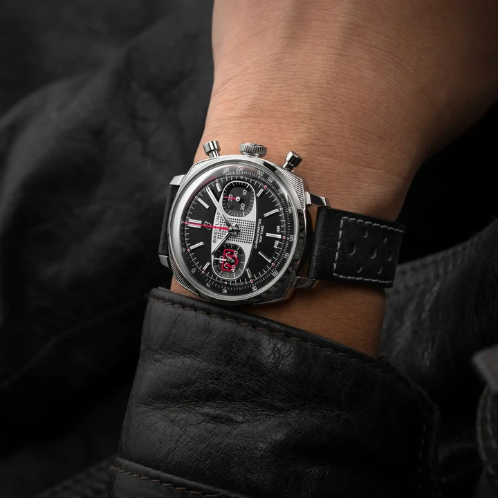 นาฬิกา-Breitling-Top-Time-B01-Kamen-Rider