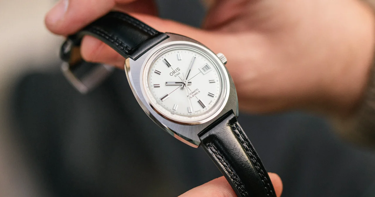 นาฬิกา ORIS Star Edition ปี 2026 ตัวเรือนทรง Barrel Shape หน้าปัดสีเงินสไตล์วินเทจ