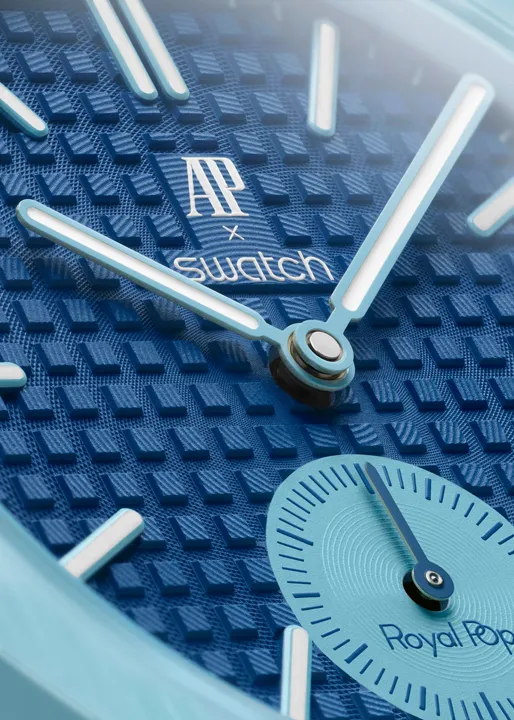หน้าปัดลวดลาย Petite Tapisserie ของนาฬิกา AP x SWATCH