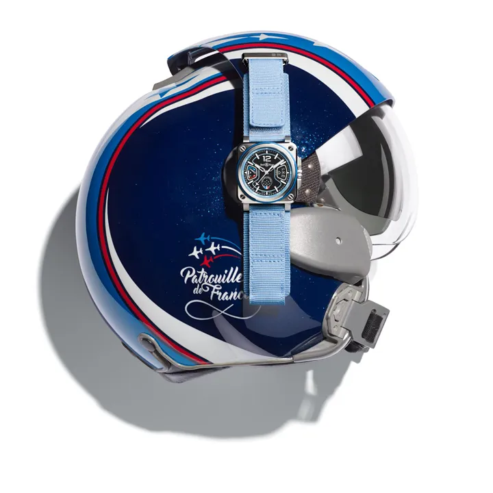 Bell and Ross BR-X3 Patrouille de France ความพิเศษที่มีแค่ 250 เรือนเท่านั้น นาฬิกา Bell and Ross BR-X3 Patrouille de France หน้าปัดสเกเลตันสีธงชาติฝรั่งเศสและโลโก้ฝูงบินที่ 6 นาฬิกา