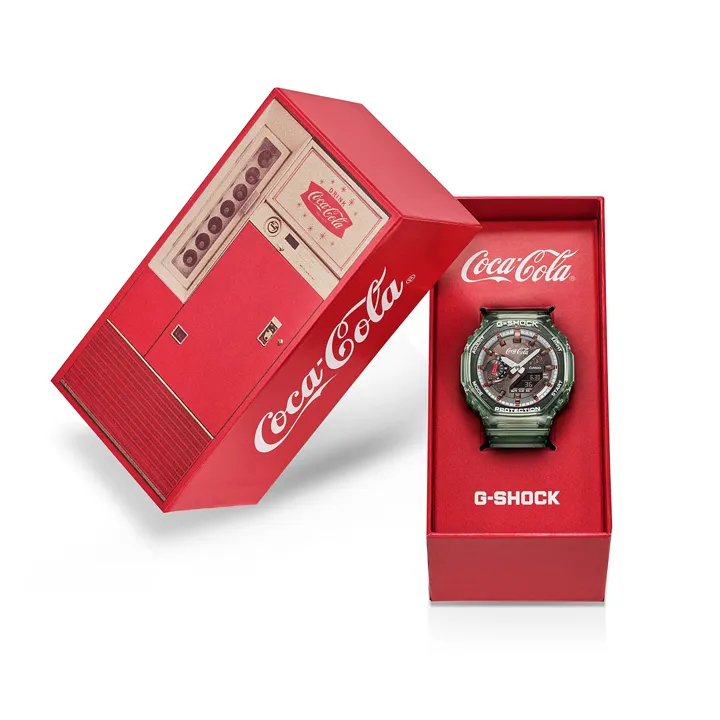 แพ็คเกจ นาฬิกา Casio G-SHOCK x Coca-Cola รุ่น GA-2100CC-3AJR ตัวเรือนสีเขียวใสแบบขวดแก้วโค้ก