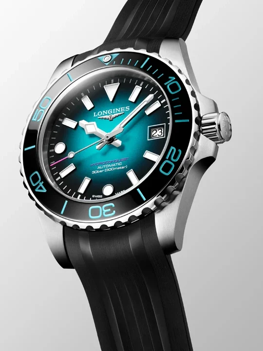 นาฬิกา Longines HydroConquest Commonwealth Games 2026 หน้าปัดไล่เฉดสีฟ้าม่วงชมพู