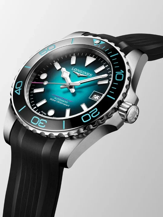นาฬิกา Longines HydroConquest Commonwealth Games 2026 หน้าปัดไล่เฉดสีฟ้าม่วงชมพู