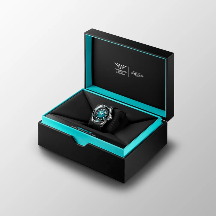 นาฬิกา Longines HydroConquest Commonwealth Games 2026 หน้าปัดไล่เฉดสีฟ้าม่วงชมพู