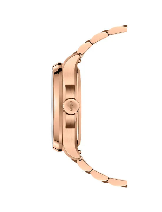 นาฬิกา Mido Multifort TV Big Date 2026 ตัวเรือน Rose Gold หน้าปัดสีน้ำเงิน สวมใส่โดย อีจงซอก