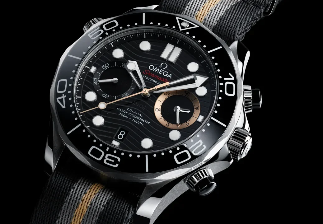 หน้าปัด นาฬิกา OMEGA Seamaster 300M Diver Chronograph 007 First Light