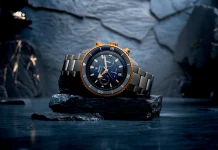 นาฬิกา Rado Captain Cook High-Tech Ceramic Chronograph หน้าปัดสีน้ำเงินและตัวเรือนเซรามิกสีเทา