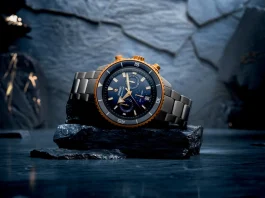 นาฬิกา Rado Captain Cook High-Tech Ceramic Chronograph หน้าปัดสีน้ำเงินและตัวเรือนเซรามิกสีเทา