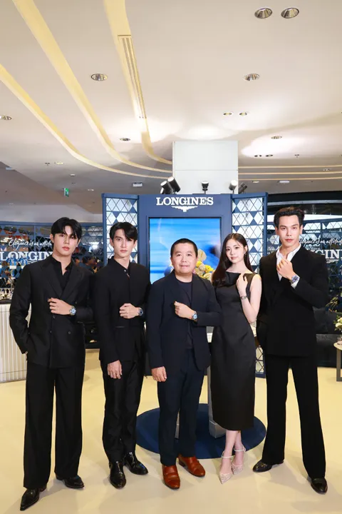Longines เปิด Pop-up Store ที่ Central World ตรี-ภรภัทร ศรีขจรเดชา, เอินเอิน-ฟาติมา เดชะวลีกุล, โอม-สาริศ ทินราช และ เฟิร์ส-ฉลองรัฐ นอบสำโรง Longines Pop-up Store ที่ Central World