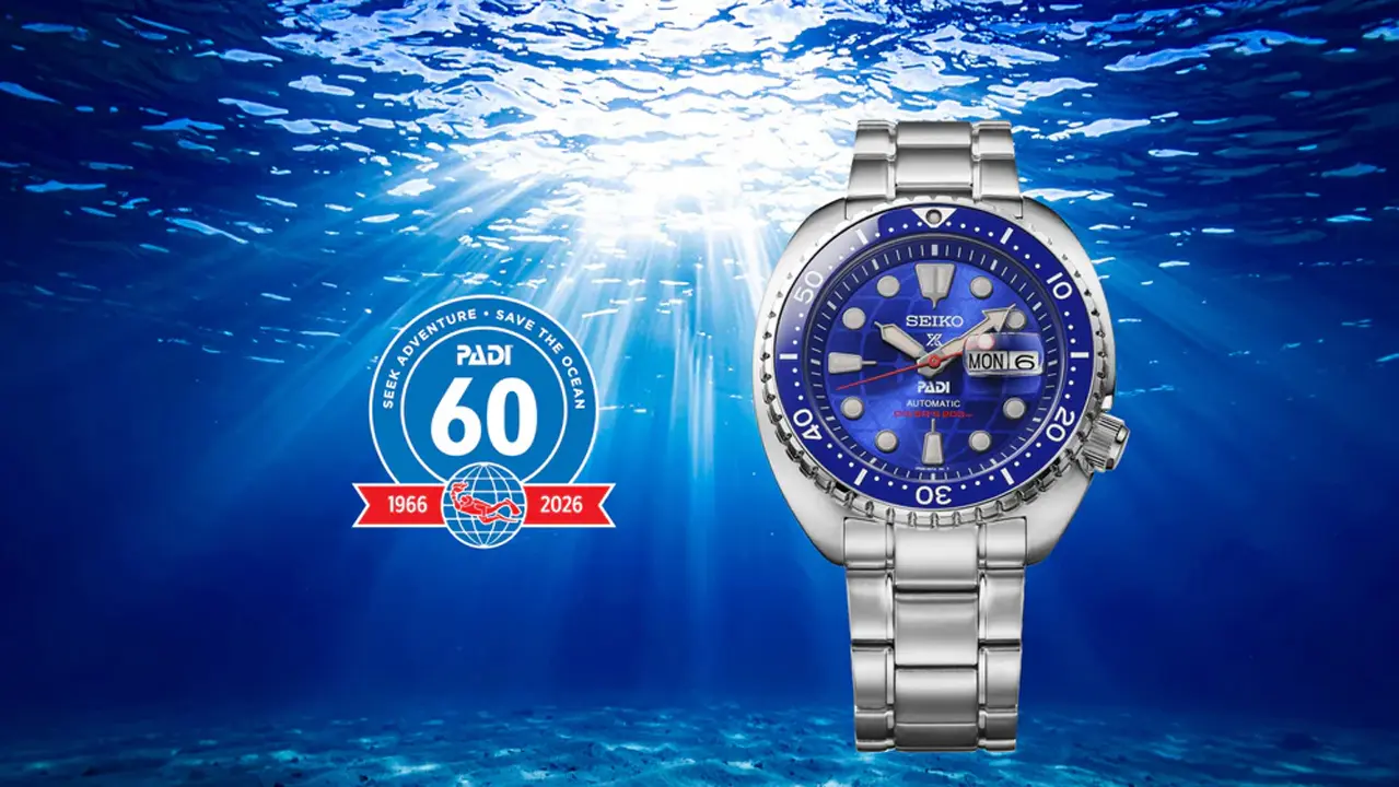 Seiko Prospex PADI 60th Anniversary Limited Edition (HBB002) ความพิเศษฉลอง 60 ปี PADI นาฬิกาดำน้ำ Seiko Prospex PADI 60th Anniversary Limited Edition รหัส HBB002 ตัวเรือน King Turtle หน้าปัดลายลูกโลกสีน้ำเงินตัดขอบแดง