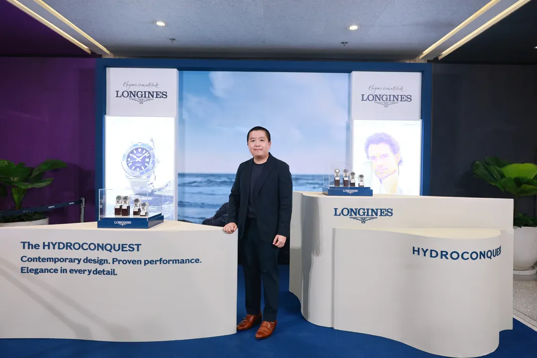 Longines เปิด Pop-up Store ที่ Central World ตรี-ภรภัทร ศรีขจรเดชา, เอินเอิน-ฟาติมา เดชะวลีกุล, โอม-สาริศ ทินราช และ เฟิร์ส-ฉลองรัฐ นอบสำโรง Longines Pop-up Store ที่ Central World