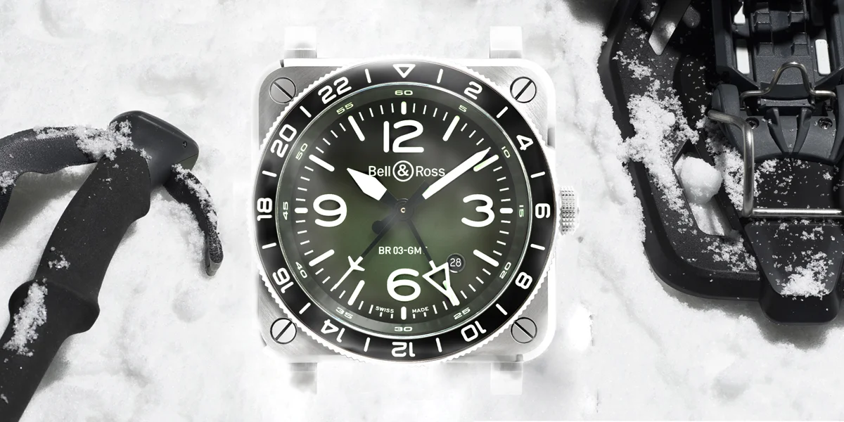 Bell and Ross BR03 GMT Green Lum สวยสปอร์ตบนกลิ่นอายแสงเหนือ นาฬิกา Bell & Ross BR03 GMT Green Lum ตัวเรือนสตีล 42 มม.