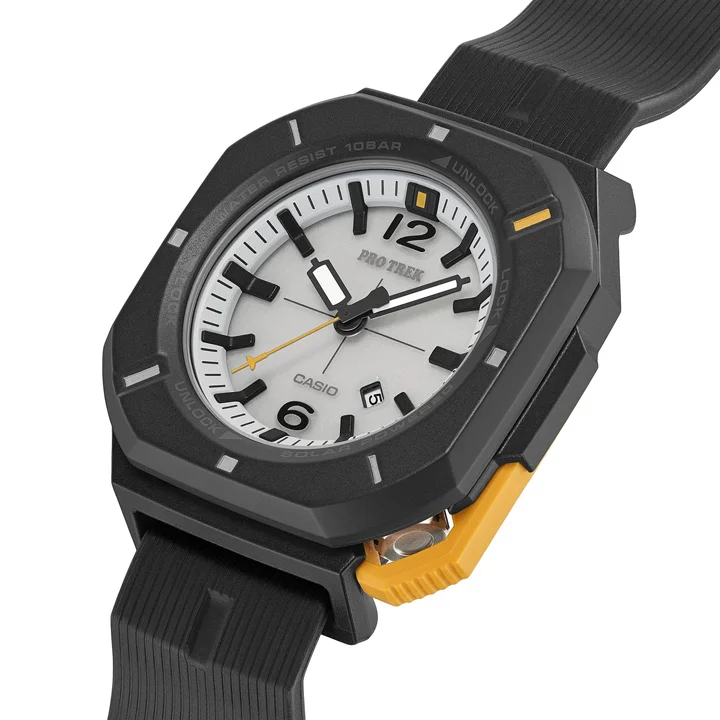 Casio Protrek PRJ-01AE-8 สีเทา พร้อมสายแขวนเป้ Carabiner