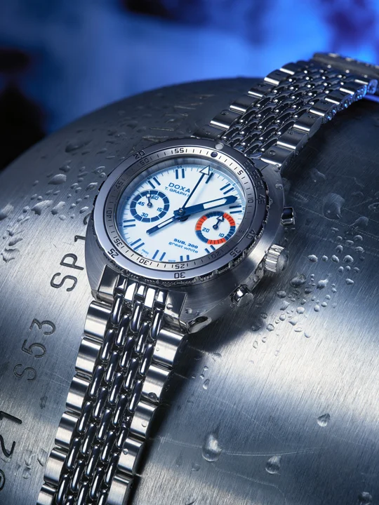 Doxa SUB T.Graph II ‘Great White’ แรงบันดาลใจจากฉลามขาว ผลิตแค่ 100 เรือน นาฬิกาดำน้ำ Doxa SUB T.Graph II Great White หน้าปัดสีขาวเข็มสีน้ำเงิน ผลิตจำกัด 100 เรือน
