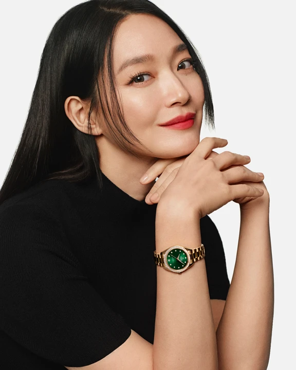 ชิน มินอา (Shin Min-a) แบรนด์แอมบาสเดอร์คนใหม่ของ OMEGA สวมใส่นาฬิกา Seamaster Aqua Terra 30mm ตัวเรือนทอง Moonshine™ 18K