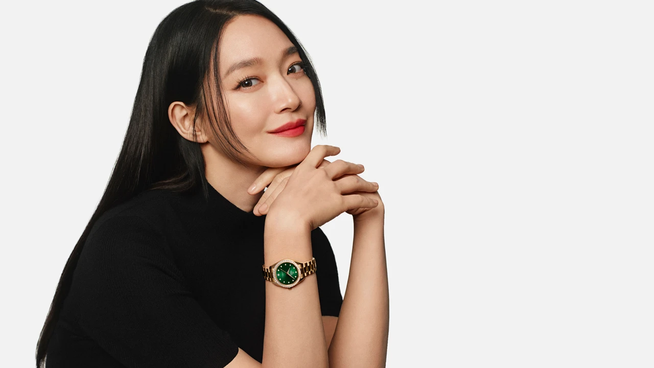 ชิน มินอา (Shin Min-a) แบรนด์แอมบาสเดอร์คนใหม่ของ OMEGA สวมใส่นาฬิกา Seamaster Aqua Terra 30mm ตัวเรือนทอง Moonshine™ 18K
