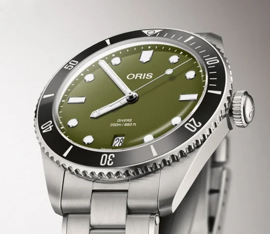 นาฬิกา ORIS Divers Date Green Olive Dial ขนาด 39 มิลลิเมตร หน้าปัดสีเขียวทหารพร้อมขอบเซรามิกสีดำ
