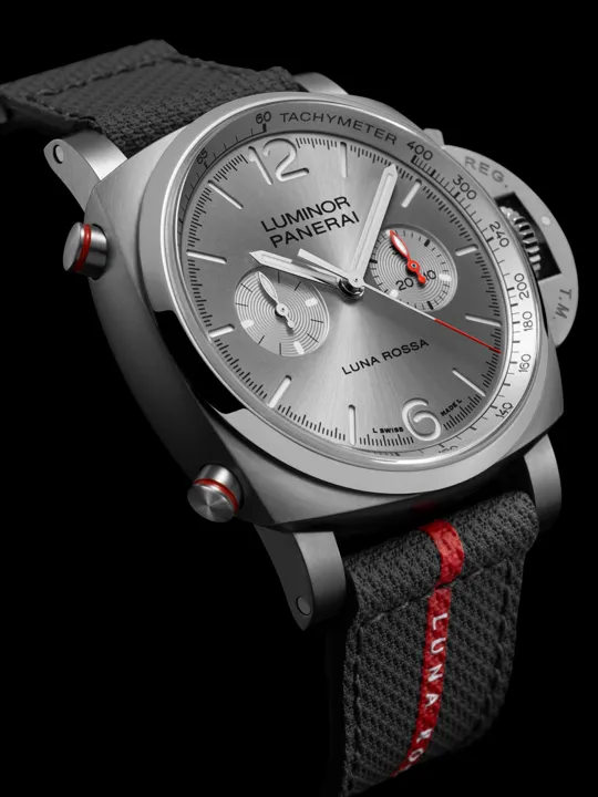 Panerai Luminor Luna Rossa 2026 ร่วมเป็นส่วนหนึ่งของการแข่งขัน America’s Cup หน้าปัด Panerai Luminor Luminor Luna Rossa Chrono PAM01768 รุ่นลิมิเต็ดเอดิชัน
