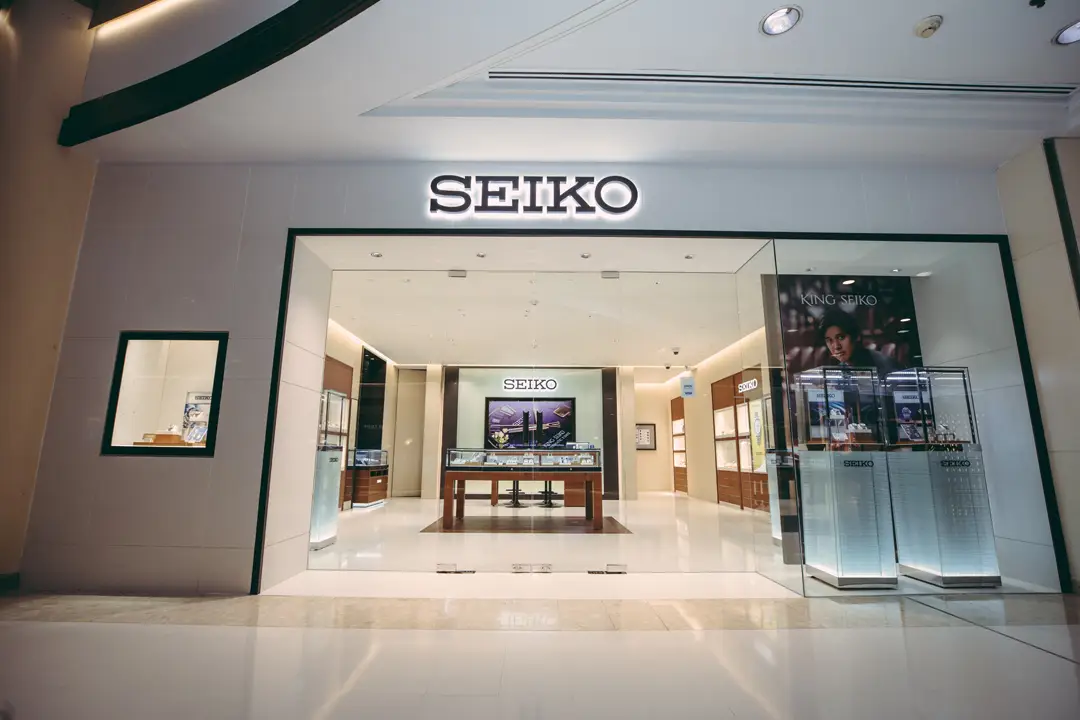 Seiko Boutique Gaysorn บูติกโฉมใหม่ในไทย ฉลอง 145 ปี บรรยากาศด้านหน้า Seiko Boutique Gaysorn โฉมใหม่ ฉลองครบรอบ 145 ปี นำเสนอความเรียบหรูสไตล์ Japanese Aesthetic