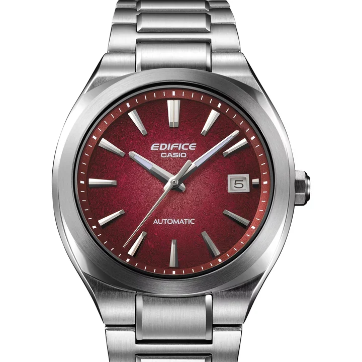 นาฬิกา Casio Edifice EFK-200 Series ตัวเรือน Forged Carbon และรุ่นสเตนเลสสตีล ดีไซน์สปอร์ตแบบ Integrated Bracelet ขับเคลื่อนด้วยกลไกอัตโนมัติ