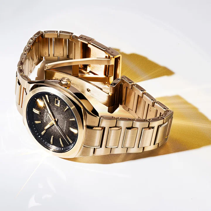 นาฬิกา Casio Edifice EFK-200 Series ตัวเรือน Forged Carbon และรุ่นสเตนเลสสตีล ดีไซน์สปอร์ตแบบ Integrated Bracelet ขับเคลื่อนด้วยกลไกอัตโนมัติ