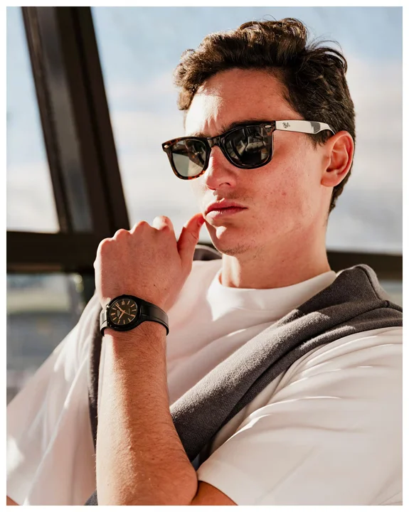 นาฬิกา Casio Edifice EFK-200 Series ตัวเรือน Forged Carbon และรุ่นสเตนเลสสตีล ดีไซน์สปอร์ตแบบ Integrated Bracelet ขับเคลื่อนด้วยกลไกอัตโนมัติ