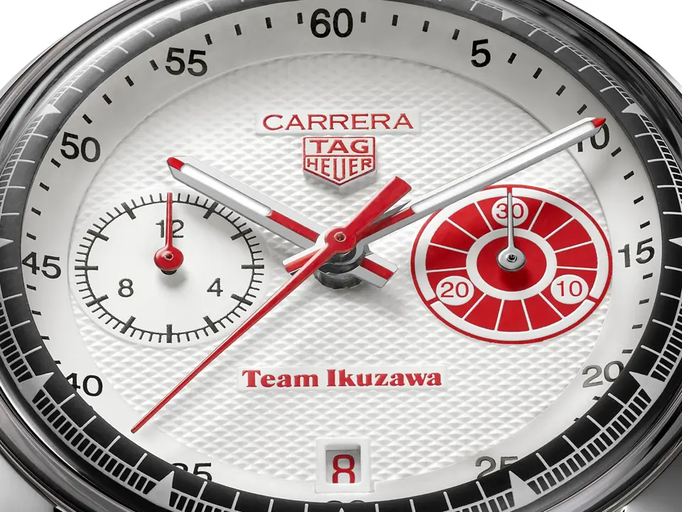TAG Heuer Carrera Chronograph x Team Ikuzawa ผลผลิตใหม่แห่งความคลาสสิค นาฬิกา TAG Heuer Carrera Chronograph x Team Ikuzawa รุ่นที่ 2 ตัวเรือน 39 มม. หน้าปัดสีขาวตกแต่งรายละเอียดสีแดง