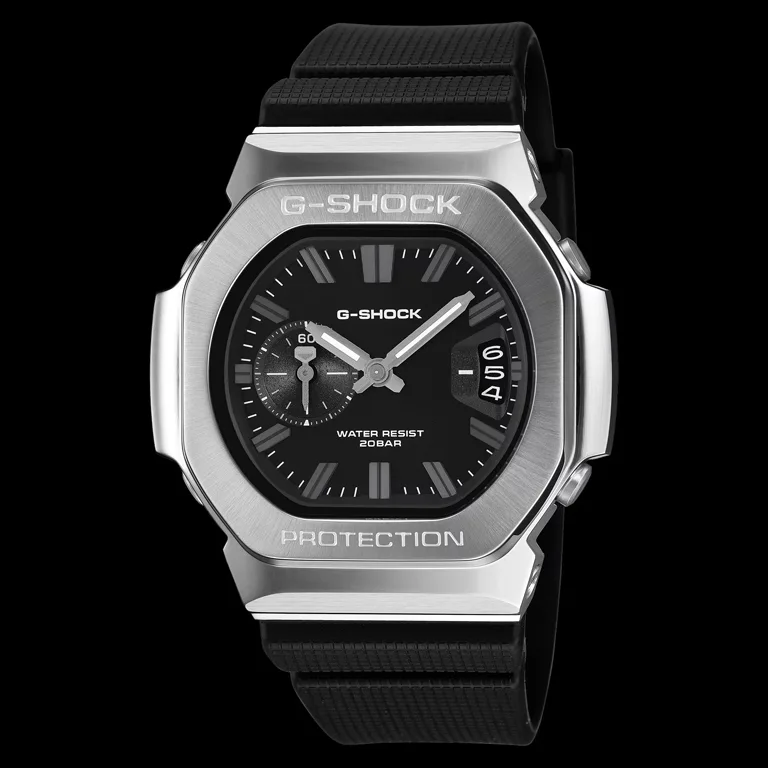 Casio G-SHOCK GMC-2500-1A ตัวเรือนสตีล สายเรซิน หน้าปัดดำ