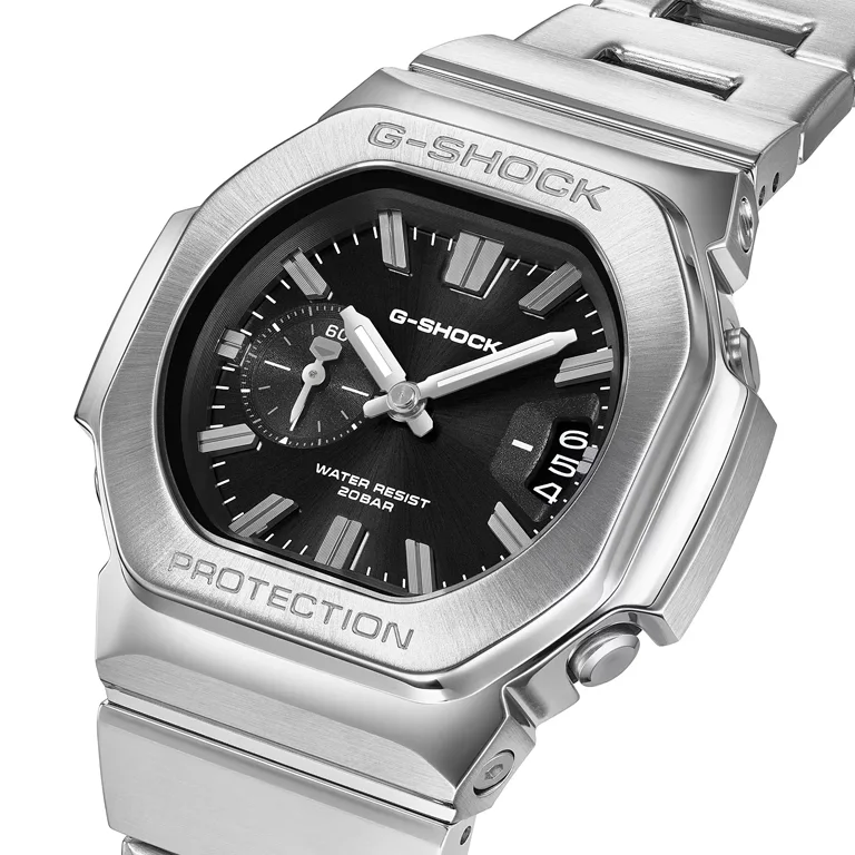 Casio G-SHOCK 2500 Series GMC-2500D-1A ตัวเรือนและสายสตีล มุมเฉียง