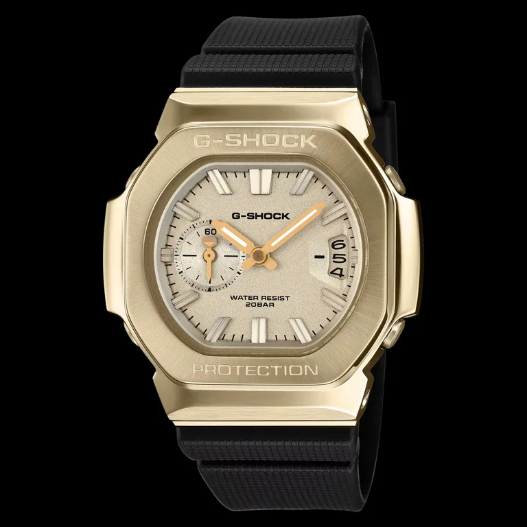 Casio G-SHOCK GMC-2500G-9A ตัวเรือนสีทองอ่อน สายเรซิน