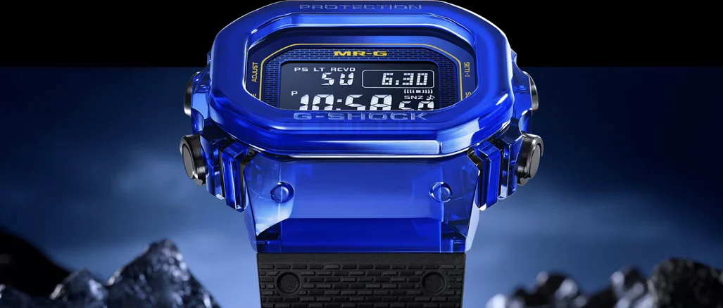 Casio G-SHOCK MRG-D5000 Blue Sapphire Limited Edition ครั้งแรกกับตัวเรือน Sapphire MRG-D5000 Blue Sapphire โครงสร้าง Multi-Guard Structure แบบไร้สกรู