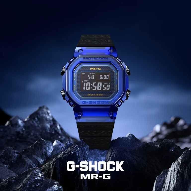 Casio G-SHOCK MRG-D5000 Blue Sapphire Limited Edition ครั้งแรกกับตัวเรือน Sapphire Casio G-SHOCK MRG-D5000 Blue Sapphire Limited Edition 20 เรือน ราคา 11 ล้านเยน