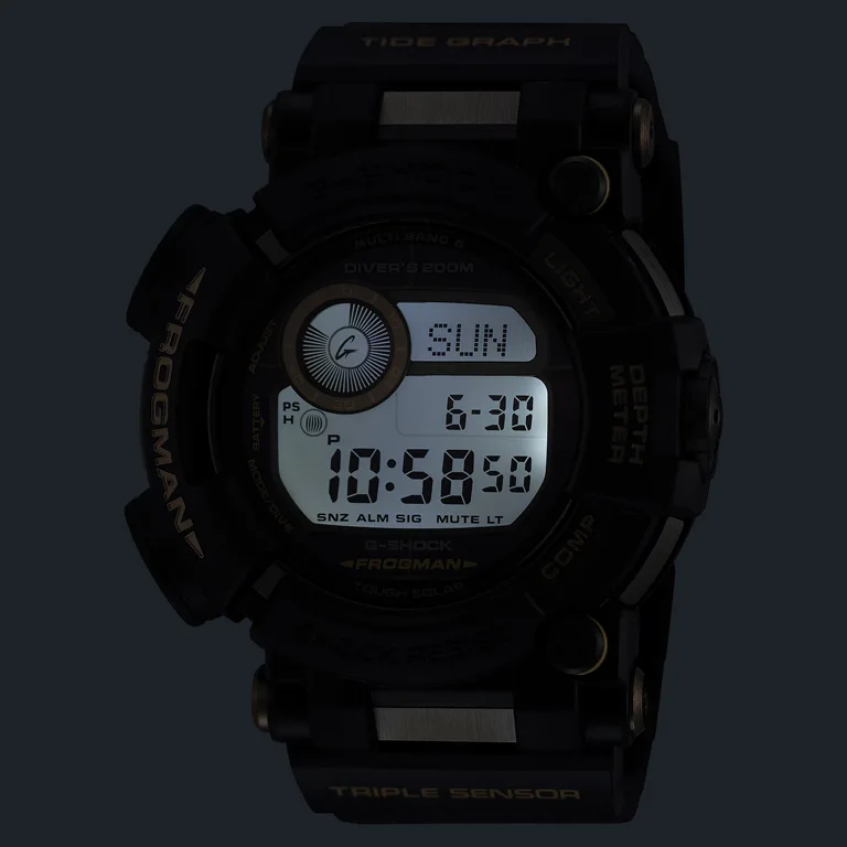 G-SHOCK Frogman GWF-D1000BC-1JF เปิดไฟ LED หน้าจอดิจิทัล