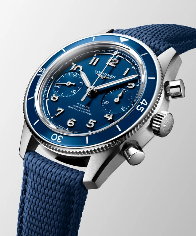 Longines Spirit Pilot Matt Blue เพิ่มความสดด้วยสีสันหน้าปัดใหม่ Longines Spirit Pilot Flyback Matt Blue Ref. L3.721.4.93.9 สายรับเบอร์