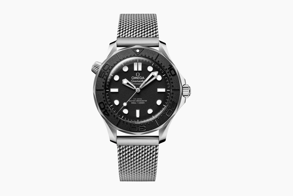 OMEGA Seamaster Diver 300M James Bond and Spectre Collection ความพิเศษจากคู่ปรับตลอดกาล OMEGA Seamaster Diver 300M Spectre หน้าปัดสีดำขอบเซรามิก