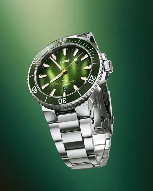 ORIS Kelp Forest Limited ร่วมเป็นส่วนหนึ่งของการอนุรักษ์สาหร่ายเคลป์ ORIS Kelp Forest Limited Edition ตัวเรือน 41.5 มม. มุมด้านข้าง