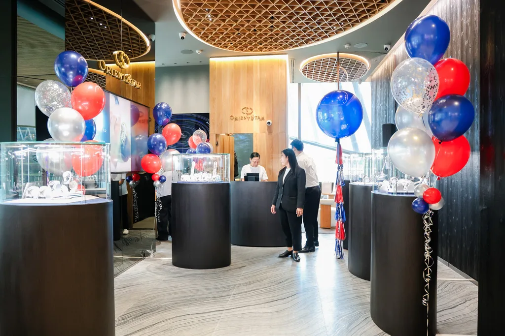 Orient Star จัดงานส่งมอบนาฬิกา Land of Smile Thailand Limited Edition Orient Star Boutique แห่งแรกของโลก ชั้น 2 เกษรวิลเลจ
