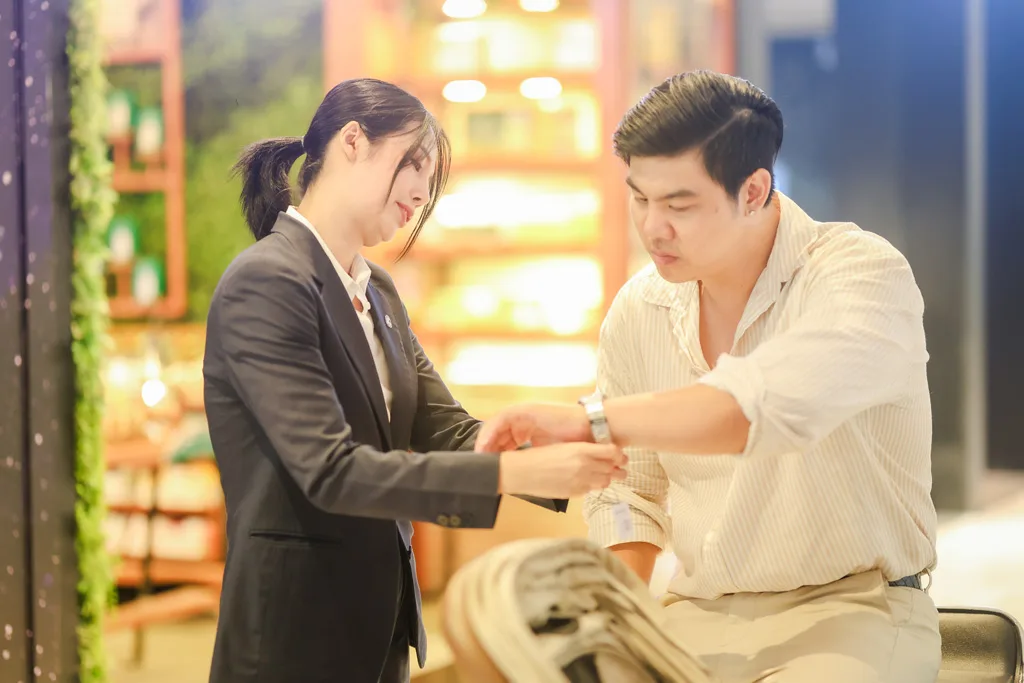 Orient Star จัดงานส่งมอบนาฬิกา Land of Smile Thailand Limited Edition ผู้สั่งจองรับมอบนาฬิกา Orient Star Land of Smile Thailand Limited Edition