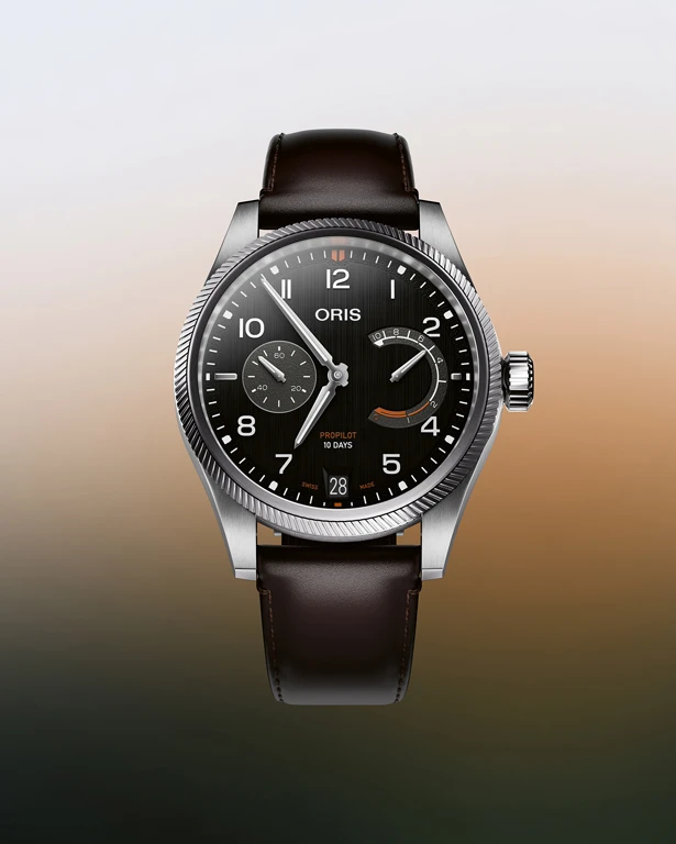 ORIS Big Crown ProPilot Calibre 111 กลับมาอีกครั้งบนความเปลี่ยนแปลง ORIS ProPilot Calibre 111 หน้าปัดดำ สายหนัง Cordovan สีน้ำตาลเข้ม
