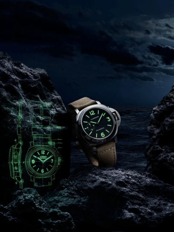 Panerai Luminor PAM01710, PAM01711 และ PAM01714 ขยับไซส์สู่ตัวเรือน 42 มม. Panerai Luminor PAM01710 ตัวเรือนสตีล หน้าปัดสีดำ Luminor 42mm