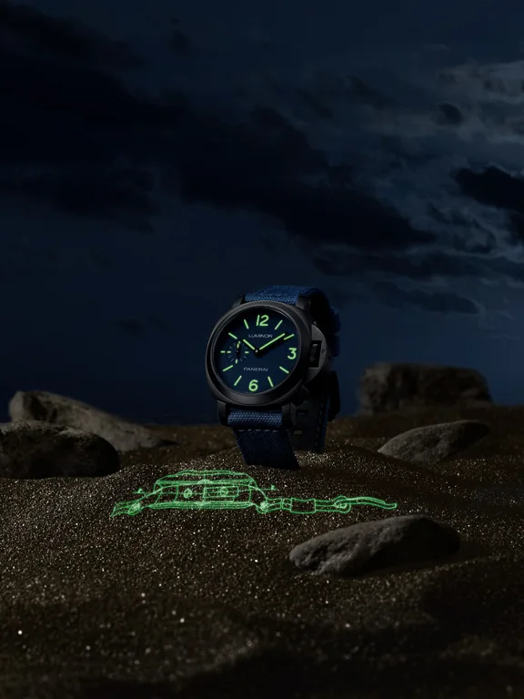 Panerai Luminor PAM01710, PAM01711 และ PAM01714 ขยับไซส์สู่ตัวเรือน 42 มม. Panerai Luminor PAM01714 ตัวเรือน DLC หน้าปัดสีน้ำเงิน Luminor 42mm