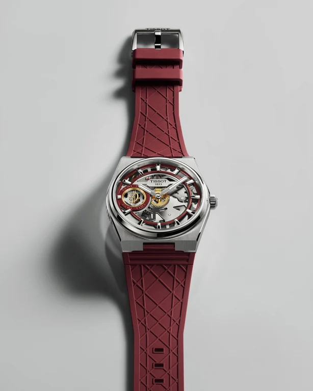 Tissot PRX Skeleton Damian Lillard Special Edition พลิกโฉมสู่นาฬิกาไขลานแปลงร่างเป็น Pocket Watch ได้ Tissot PRX Skeleton Damian Lillard ตัวเรือน 44 มม. สายยางสีเบอร์กันดี